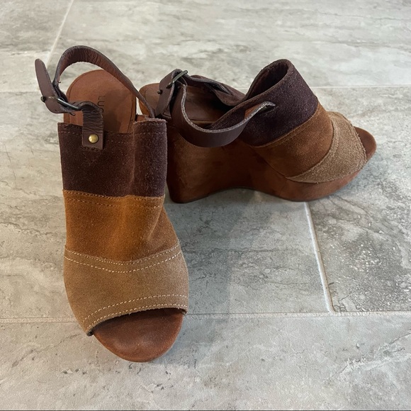 Lucky Brand - Platform Sandals - Picture 4 of 13